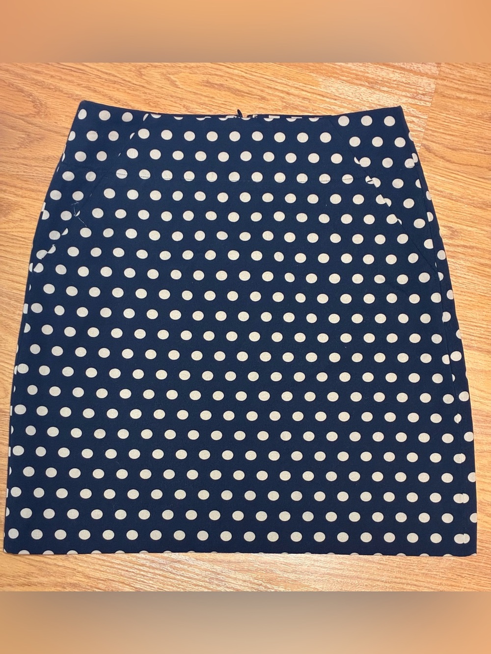 Polka Dots Mean Business 💼 LOFT Navy & Cream Pencil Skirt Size 4 Tall
